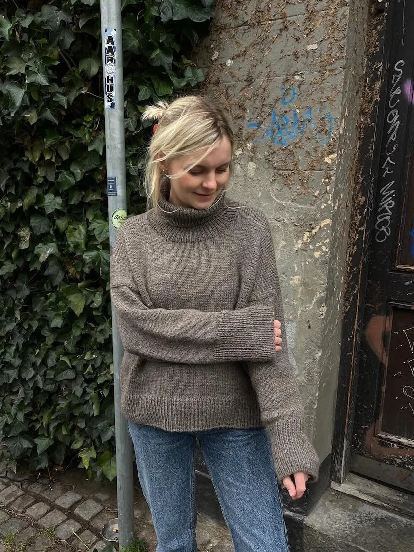 Chestnut sweater by PetiteKnit, No 1 knitting kit