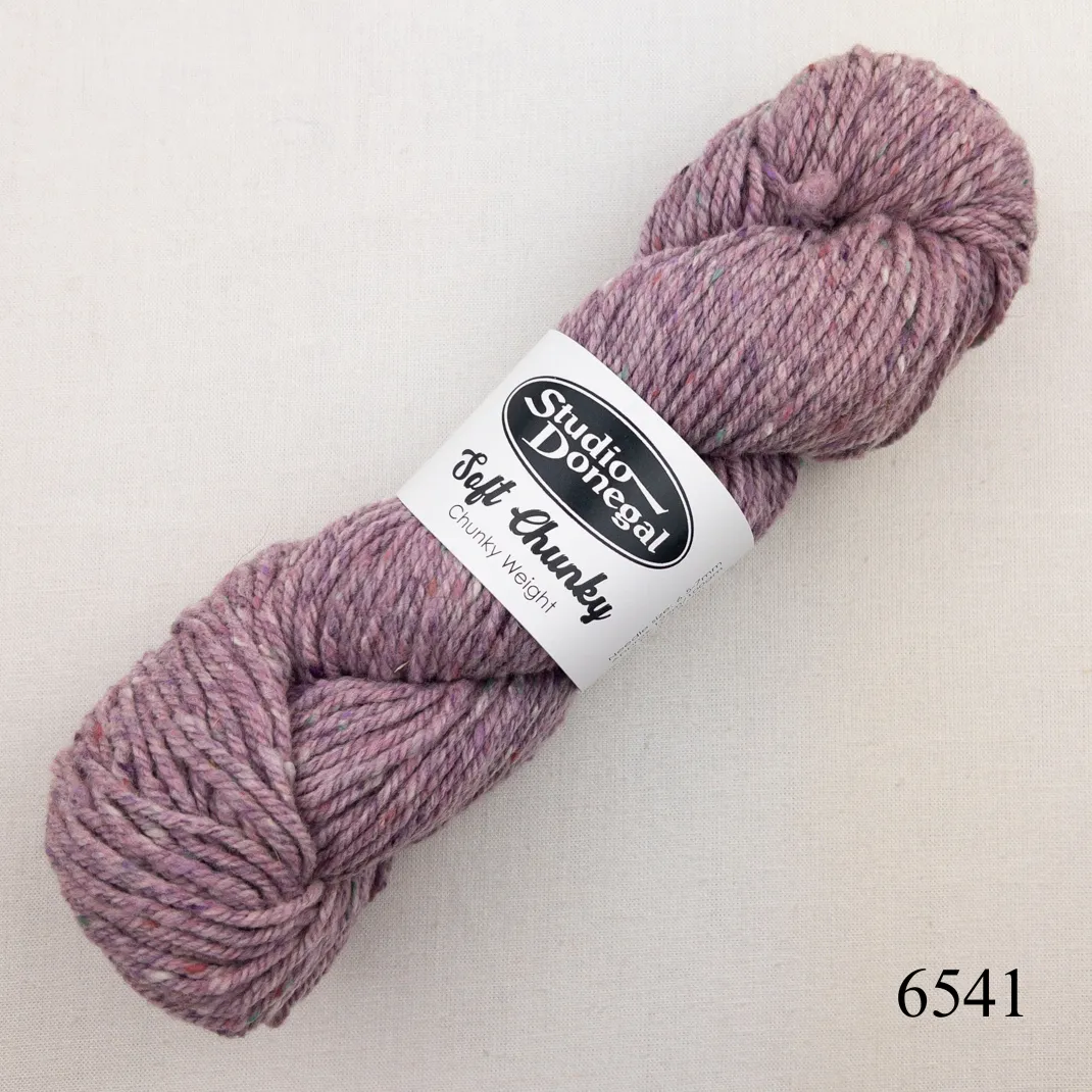 L'Enveloppe (Soft Donegal Chunky version) Knitting Kit | Studio Donegal Soft Donegal Chunky