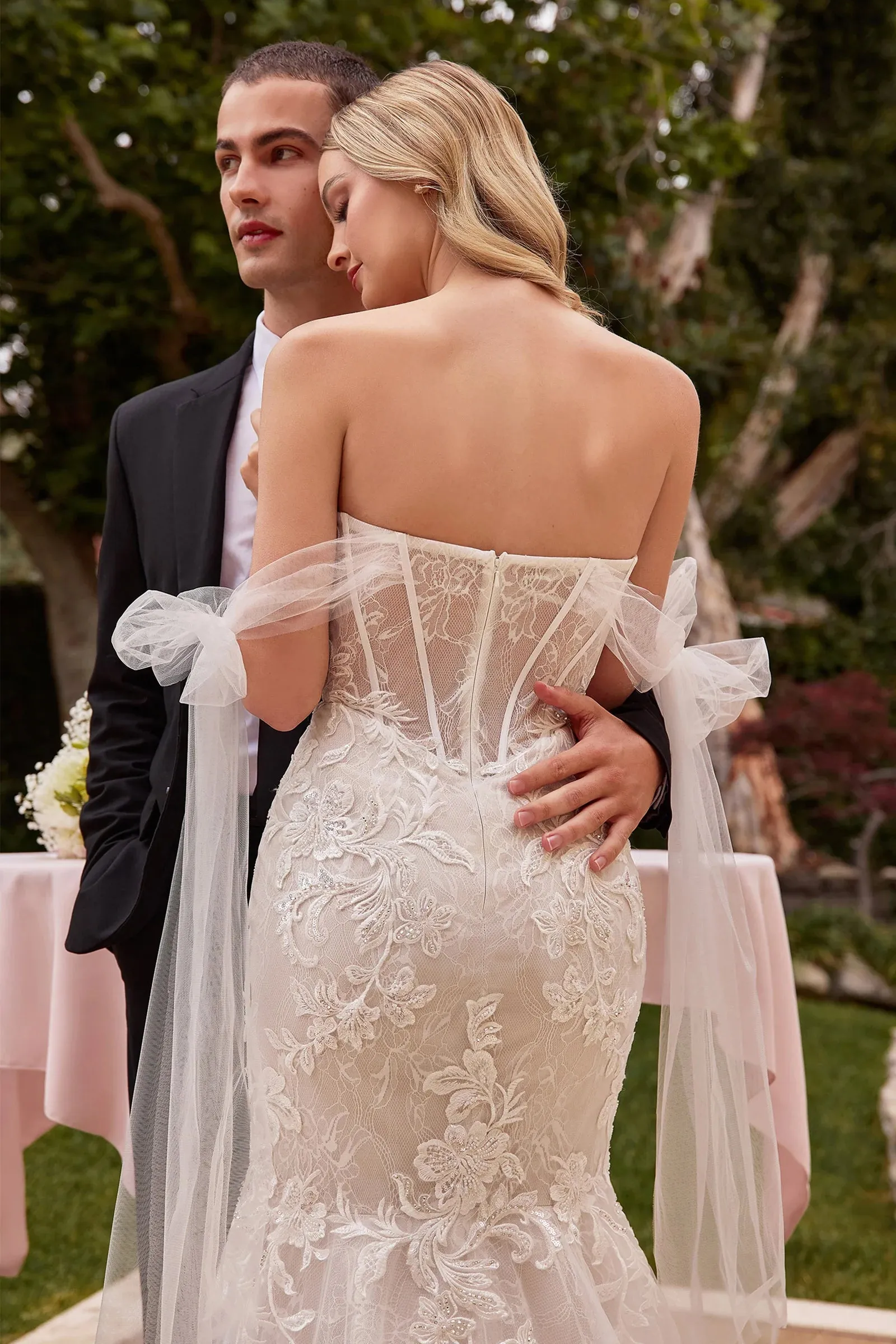 Naomi Off Shoulder Bow Lace Bustier Mermaid Wedding Dress: Off White