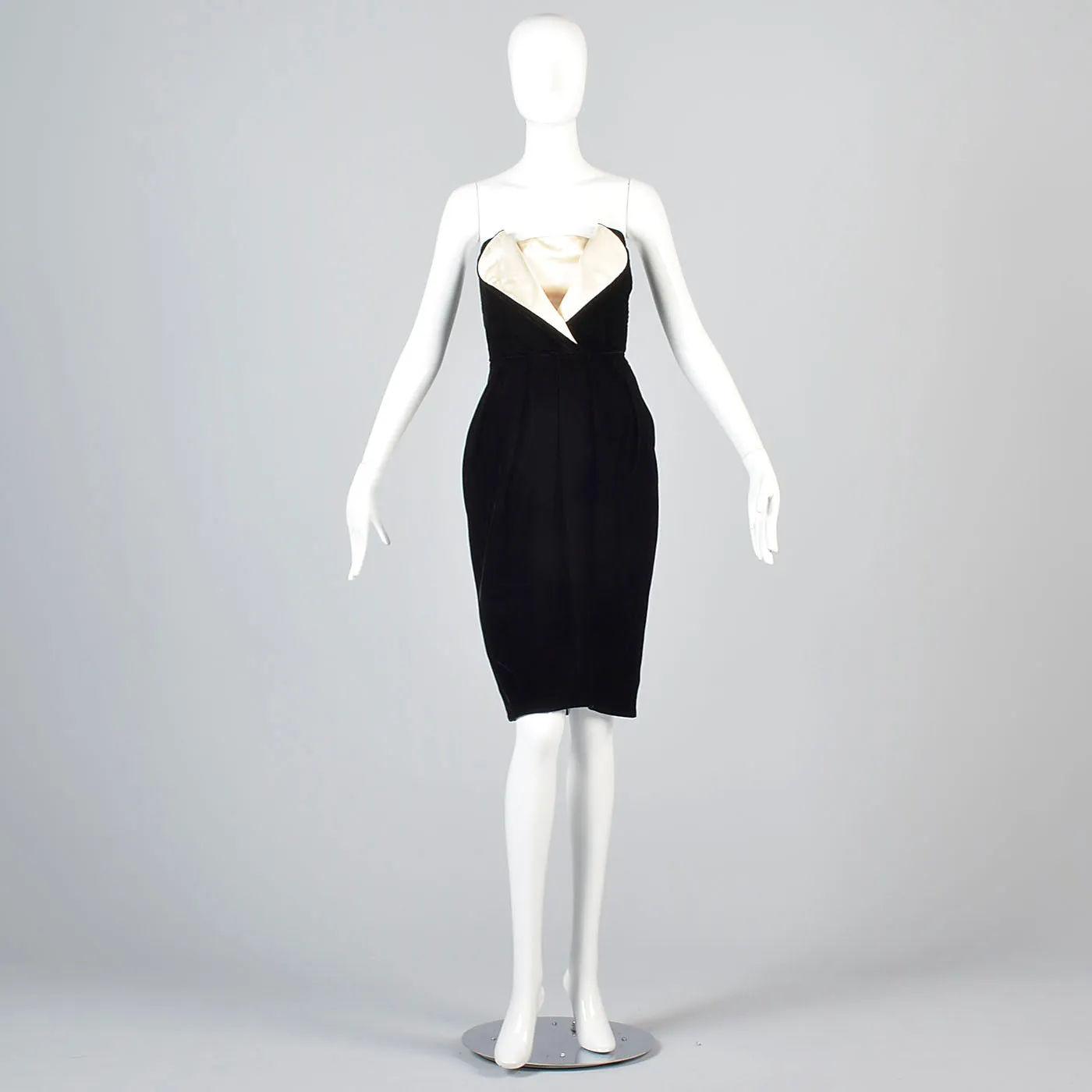 Timeless Lanvin Black Velvet Strapless Dress with Ivory Petal Bust