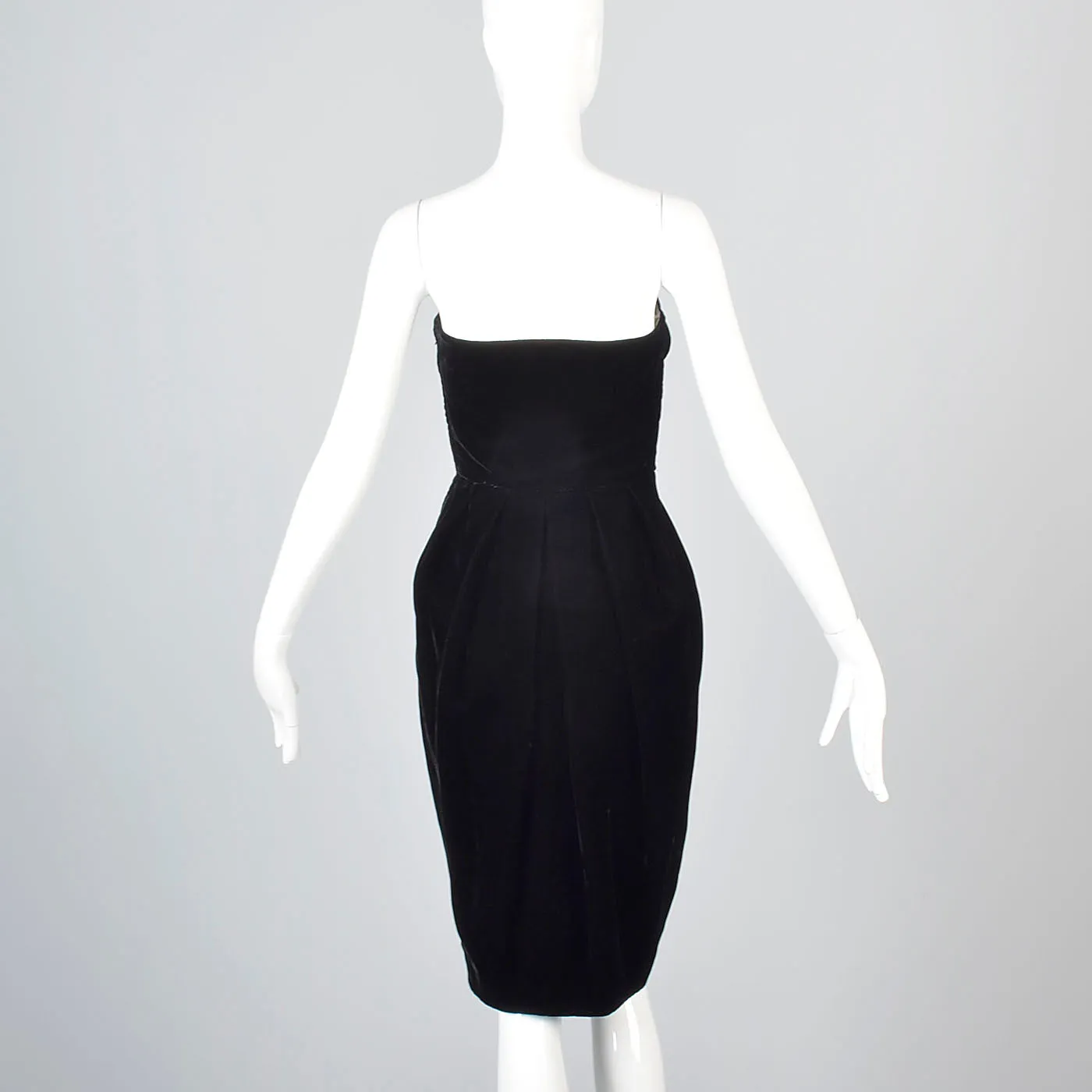 Timeless Lanvin Black Velvet Strapless Dress with Ivory Petal Bust