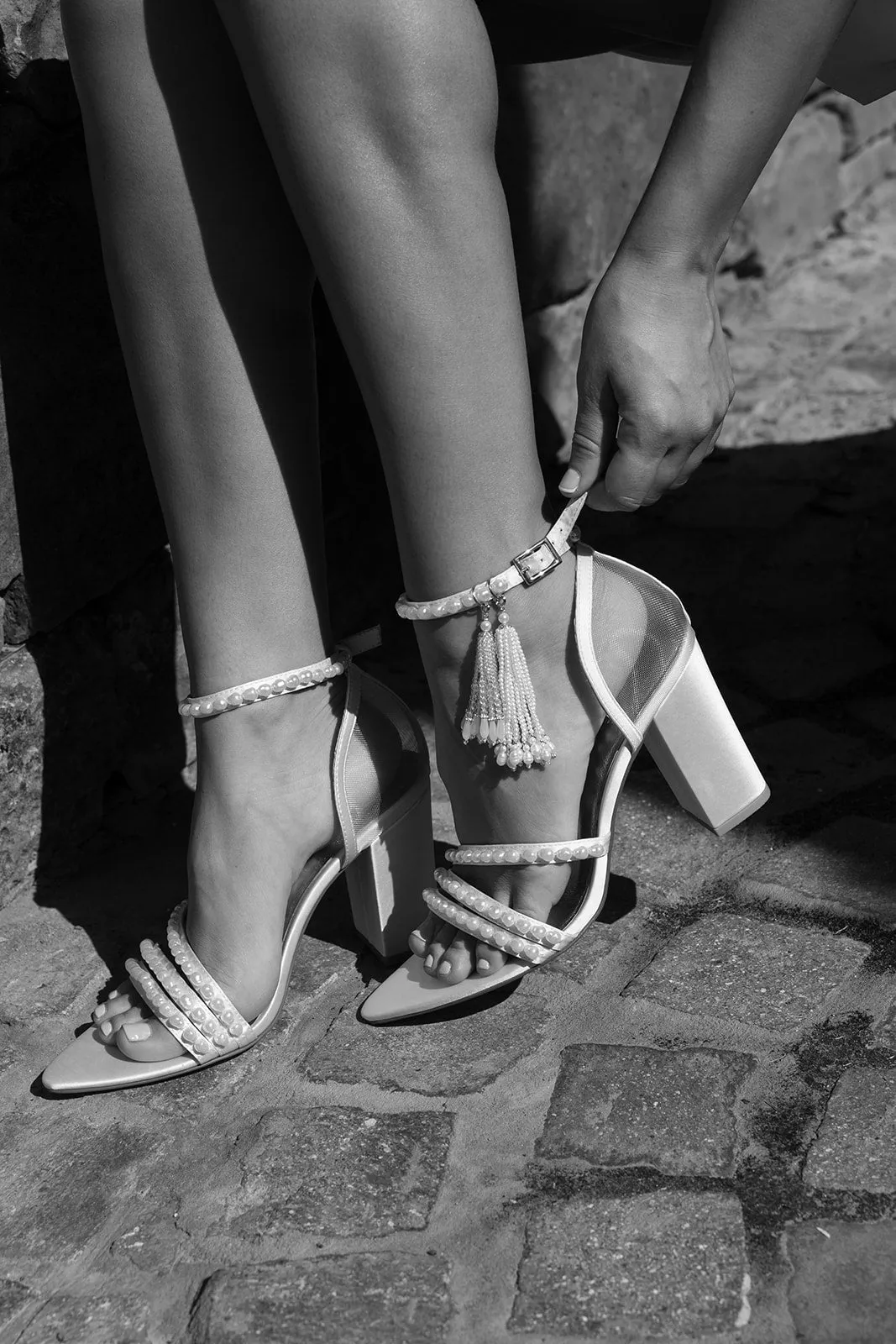 WILLOW - IVORY SATIN BRIDAL SANDALS WITH POINTED TOE AND PEARL STRAPS